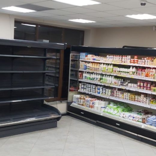 Вітрини та регали